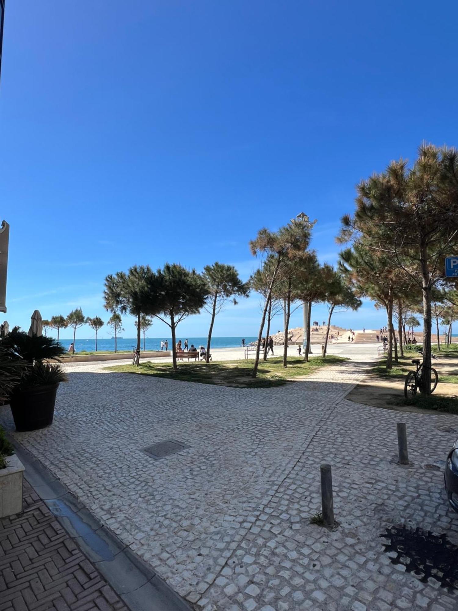 Sea View Apartments Durres Luaran gambar