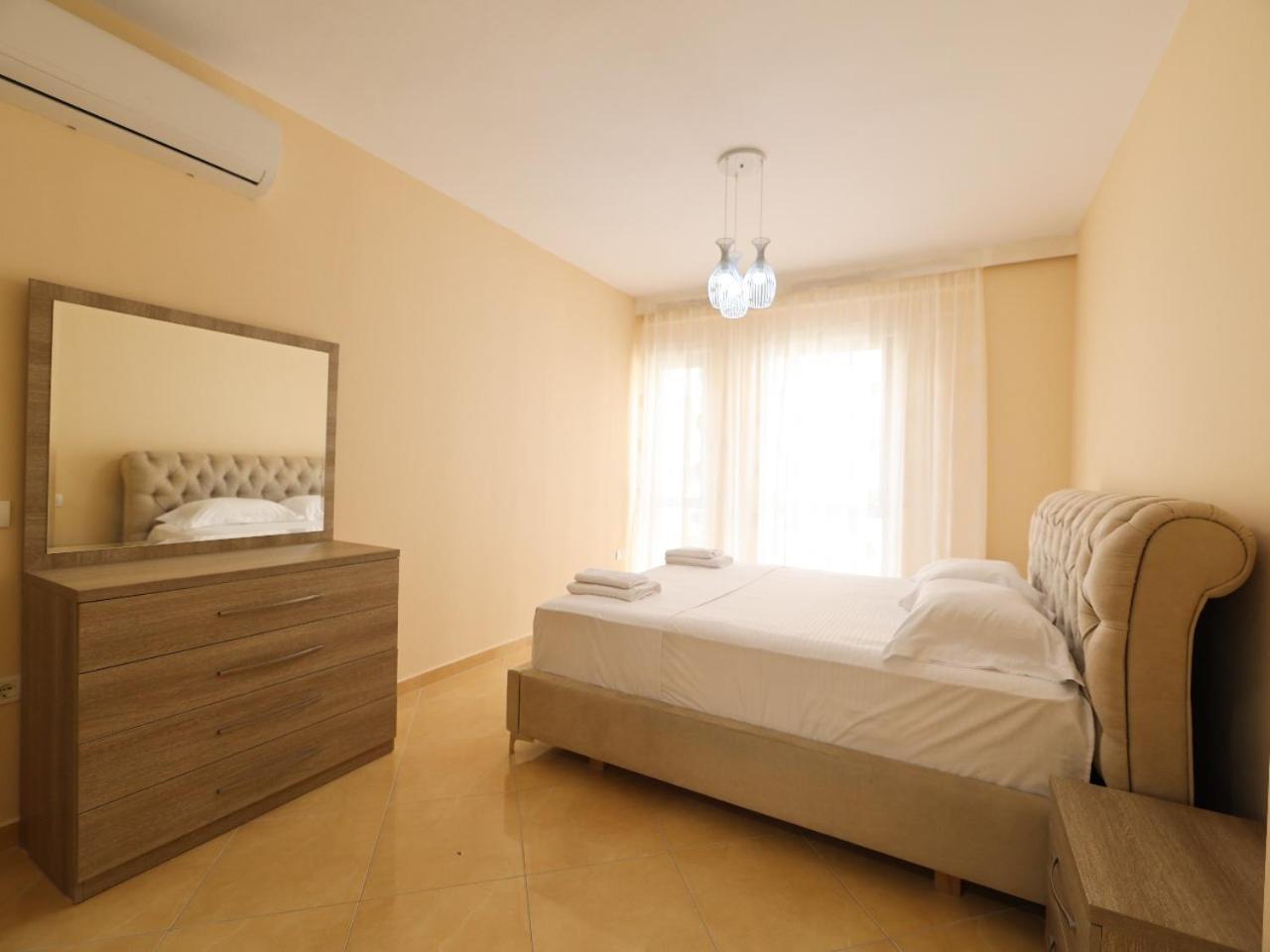 Sea View Apartments Durres Luaran gambar