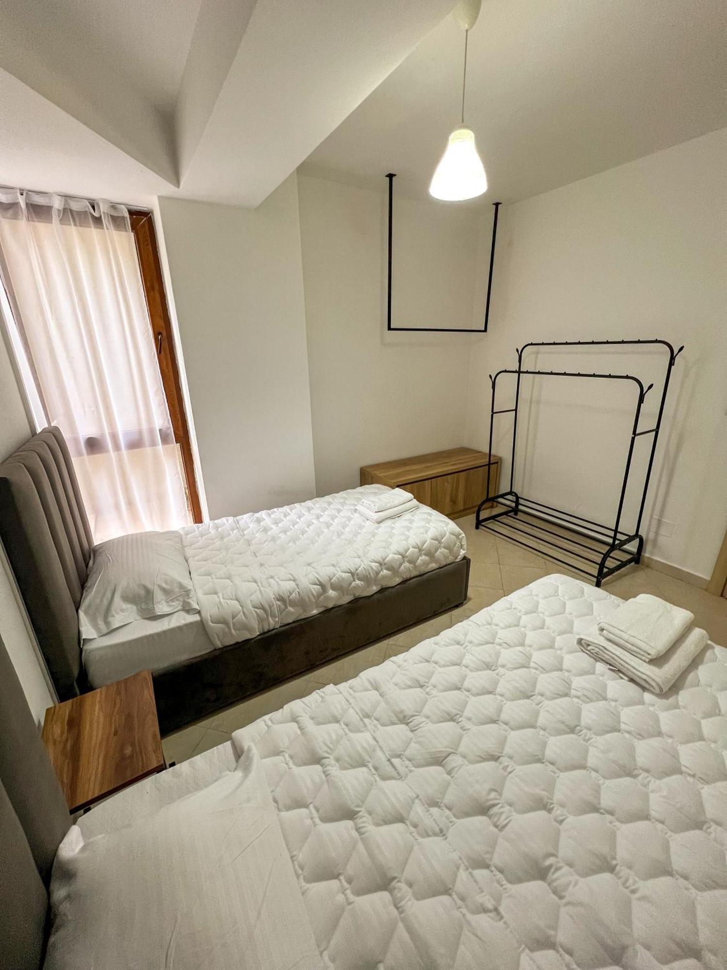 Sea View Apartments Durres Luaran gambar